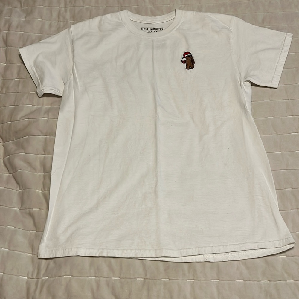 Root Society tee shirt.